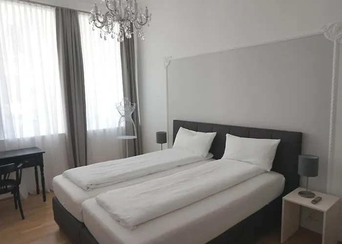 My Suite * וינה
